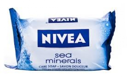 nivea-sea-minerals-90-g-kremove-mydlo-s-vytazky-kokosu-a-mandlovym-olejem_847.jpg